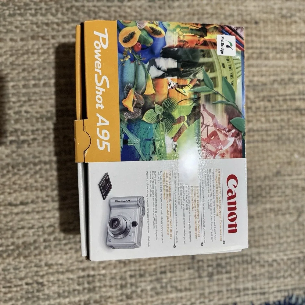 Silver Canon PowerShot A95 5 MP Digital Camera- Original Box, 2gb Mem Card.